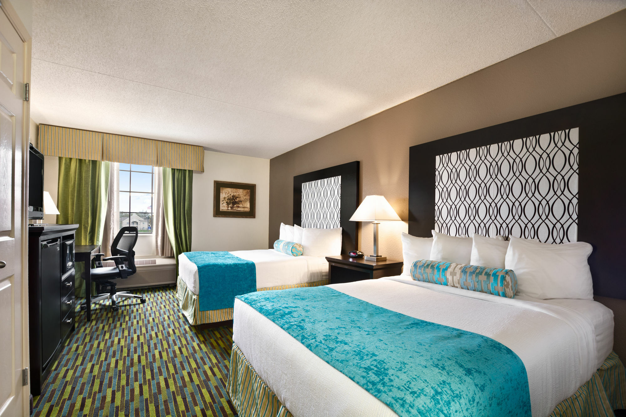 Готель Wyndham Garden Wichita Downtown Екстер'єр фото